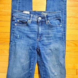 Gap size 24 slim fit